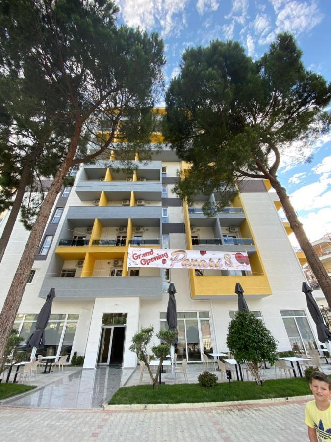Ponari S Hotel Kryemedhej Luaran gambar