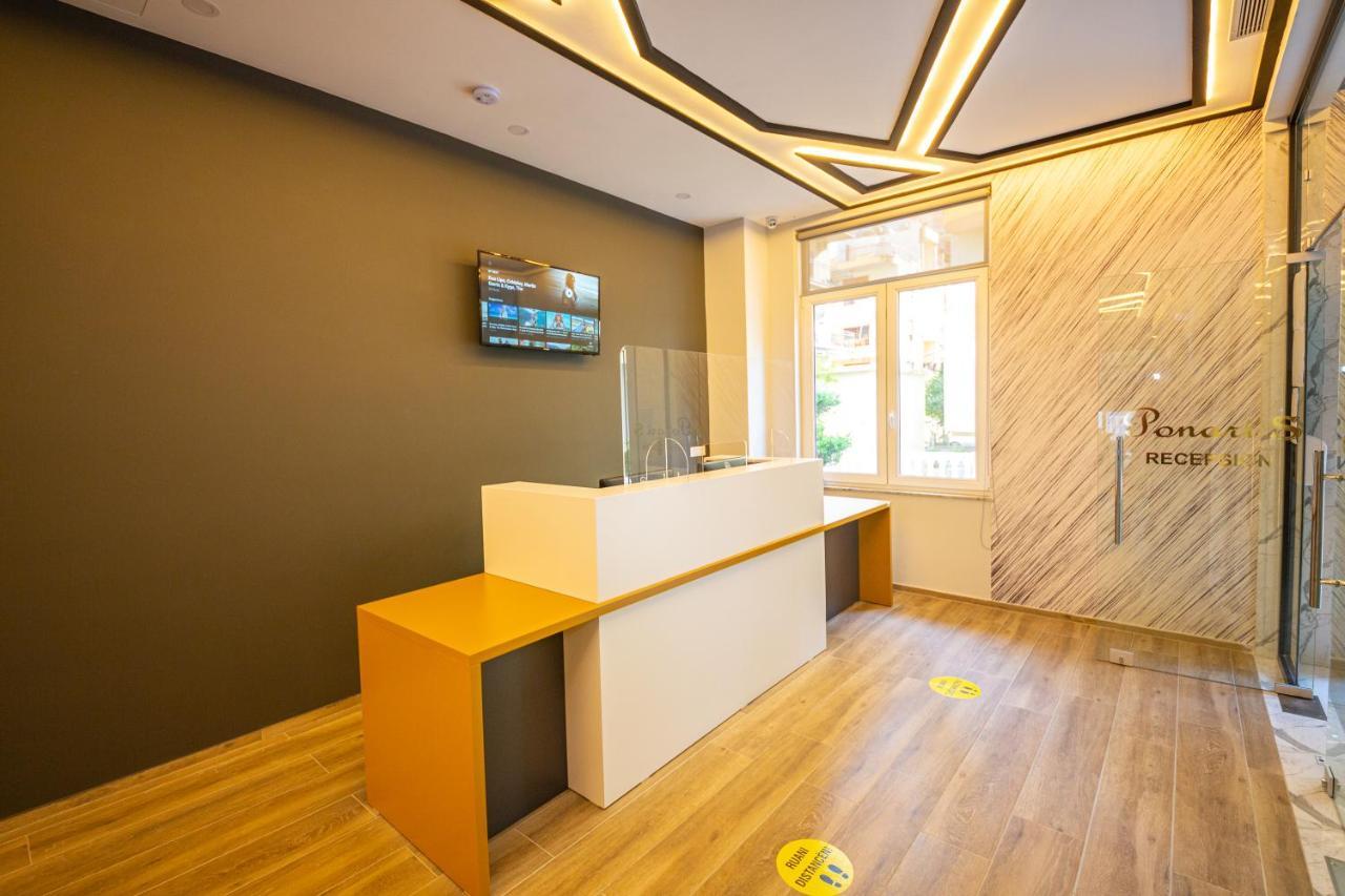 Ponari S Hotel Kryemedhej Luaran gambar