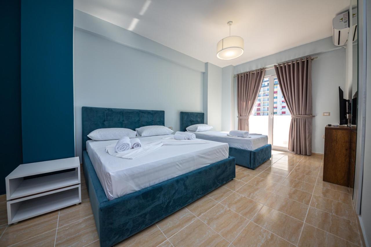 Ponari S Hotel Kryemedhej Luaran gambar